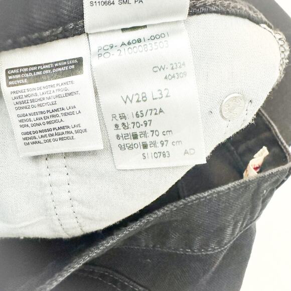 Levi's Ribcage Wide Leg Black Zip Fly Denim Jeans Size 28 x 32 100% Cotton - Picture 6 of 8